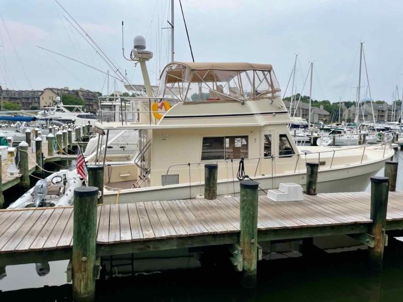 2006 Mainship 43