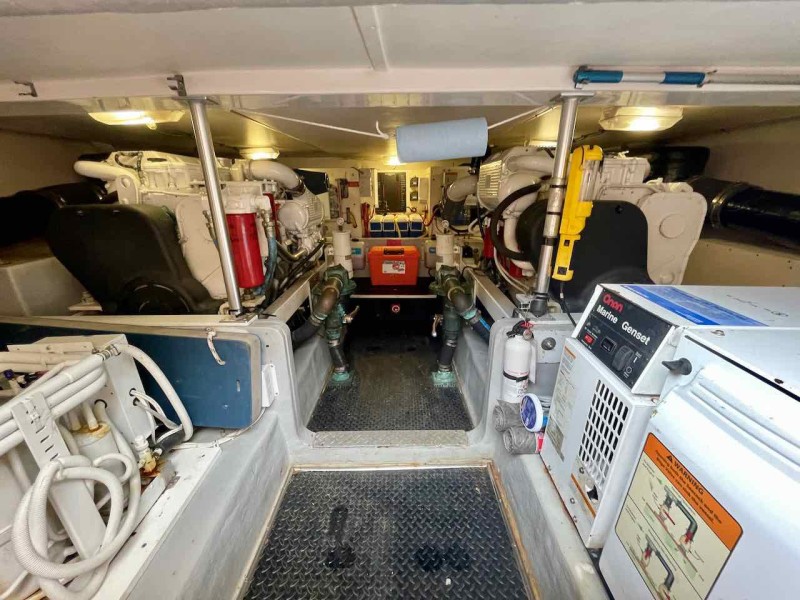 2006 Mainship 43
