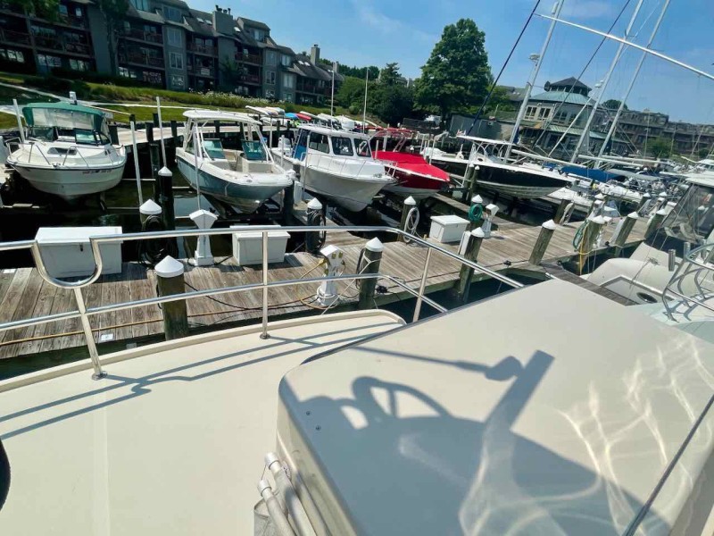 2006 Mainship 43