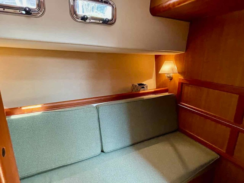 2006 Mainship 43