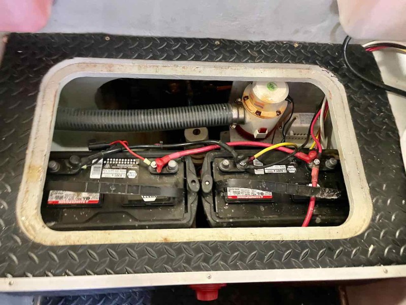 2006 Mainship 43