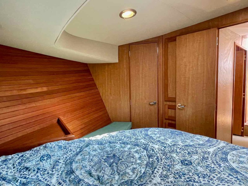 2006 Mainship 43