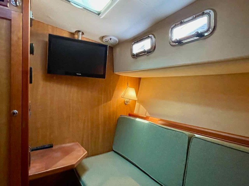 2006 Mainship 43