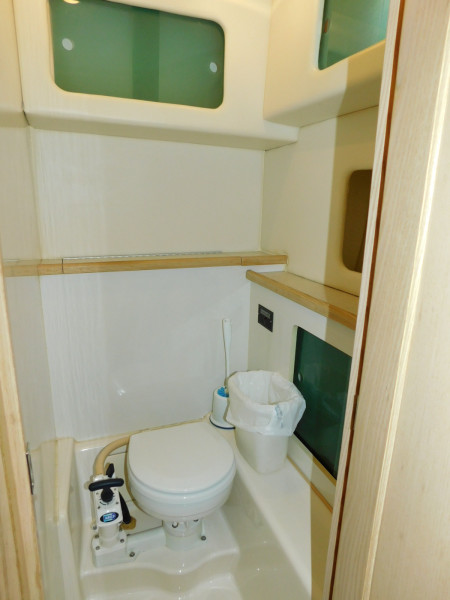 1999 Bayliner 4087 Aft Cabin