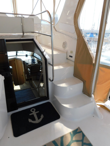 1999 Bayliner 4087 Aft Cabin