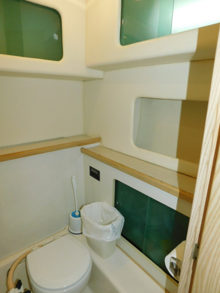 1999 Bayliner 4087 Aft Cabin