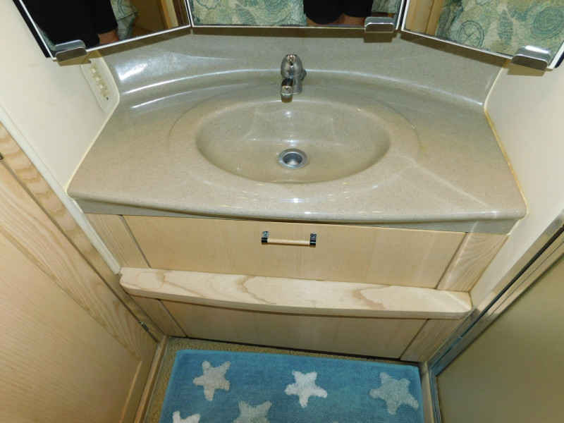1999 Bayliner 4087 Aft Cabin