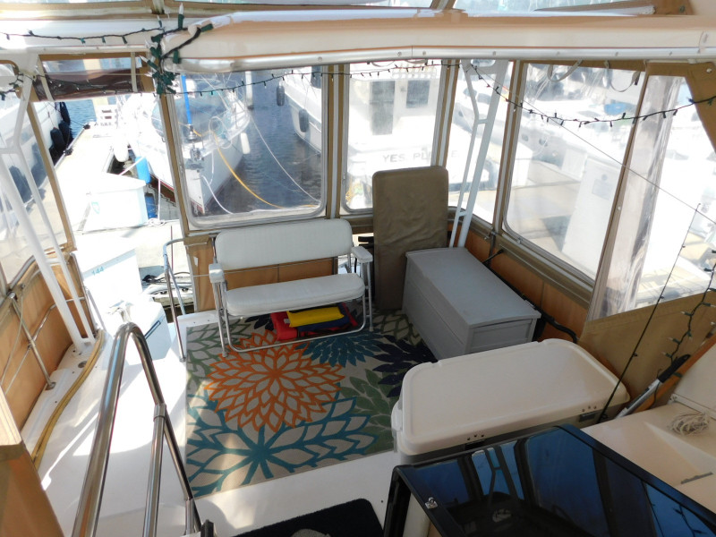 1999 Bayliner 4087 Aft Cabin