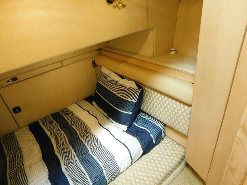 1999 Bayliner 4087 Aft Cabin