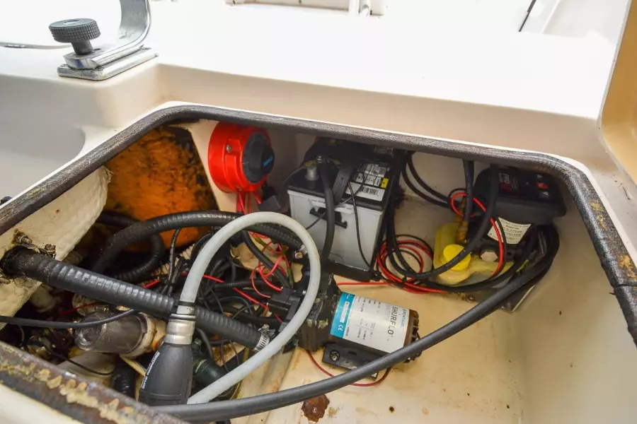 2004 Pathfinder 2200 V