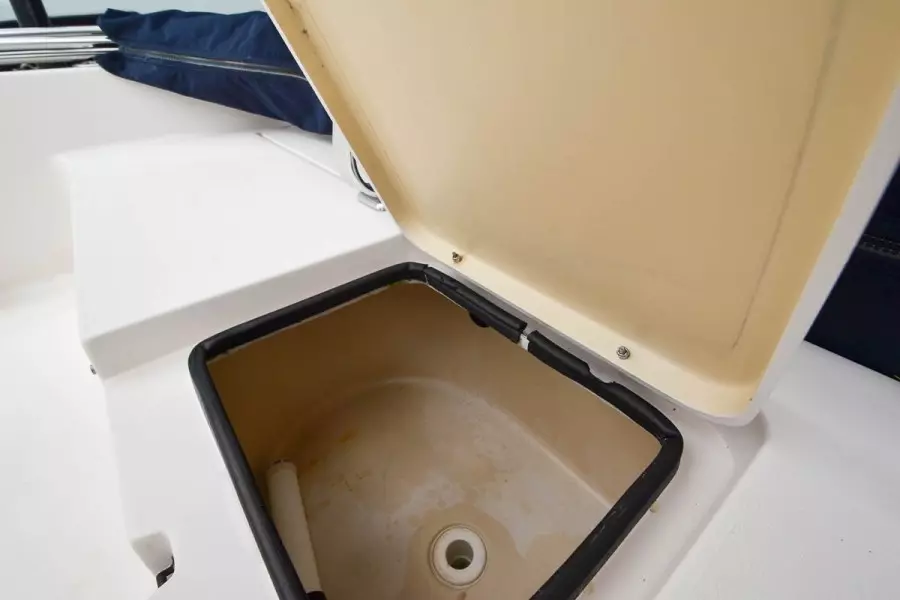 2004 Pathfinder 2200 V