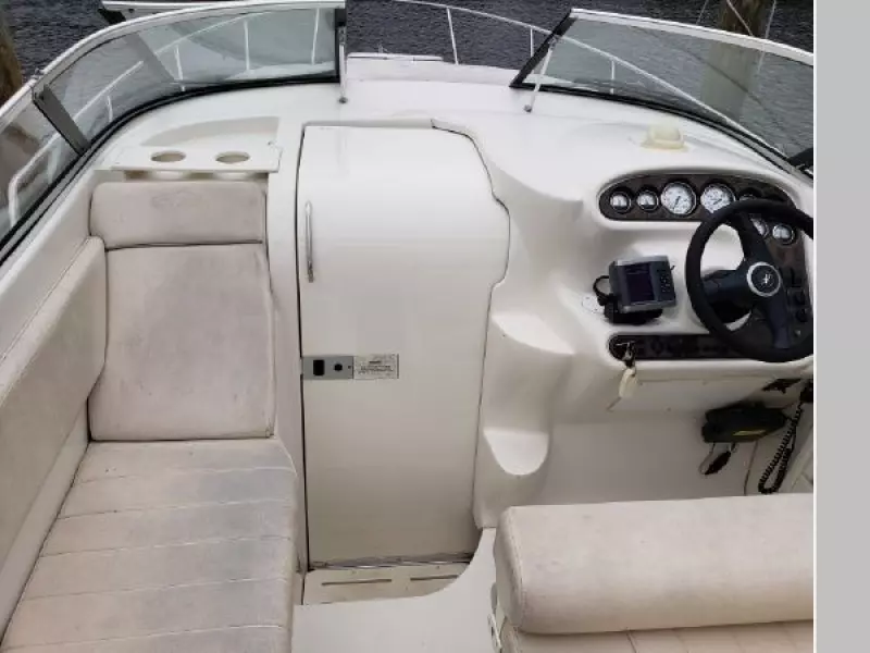 2001 Monterey 262 Cruiser