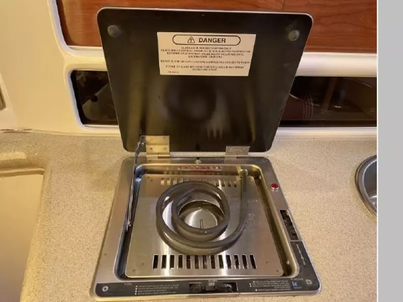 2001 Monterey 262 Cruiser