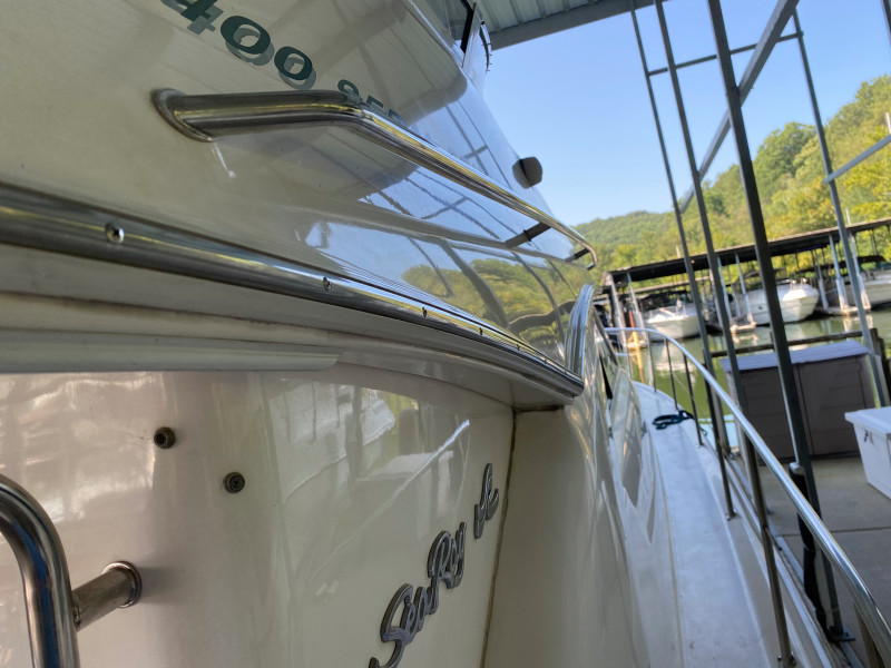 1999 Sea Ray 400 Sedan Bridge