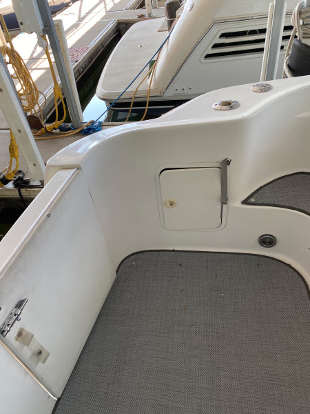1999 Sea Ray 400 Sedan Bridge