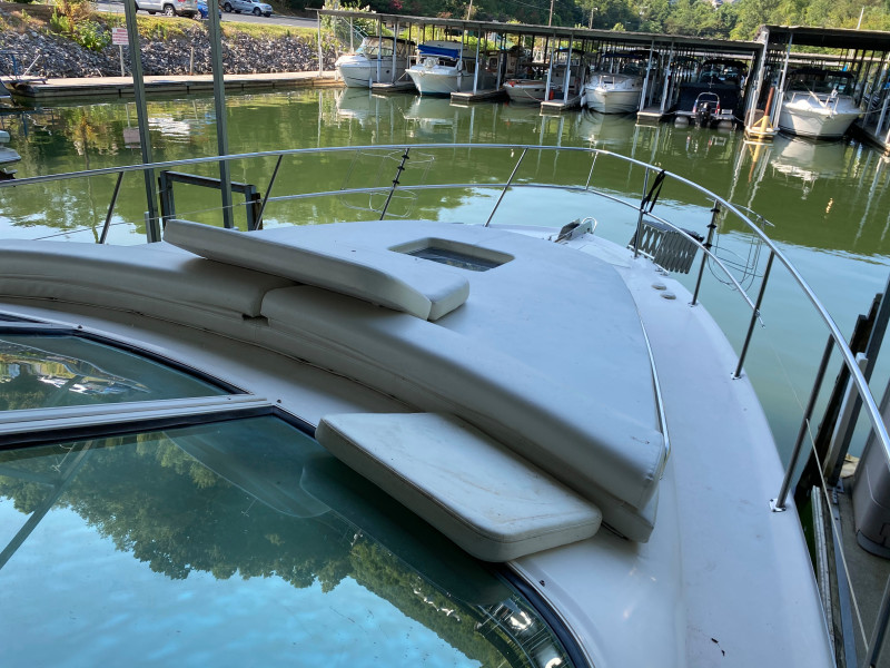 1999 Sea Ray 400 Sedan Bridge
