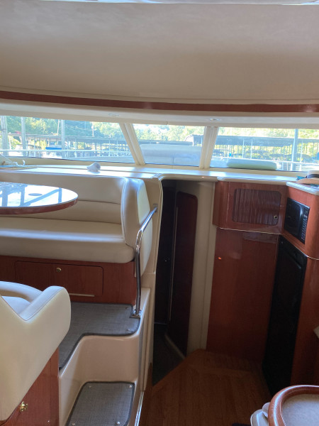 1999 Sea Ray 400 Sedan Bridge