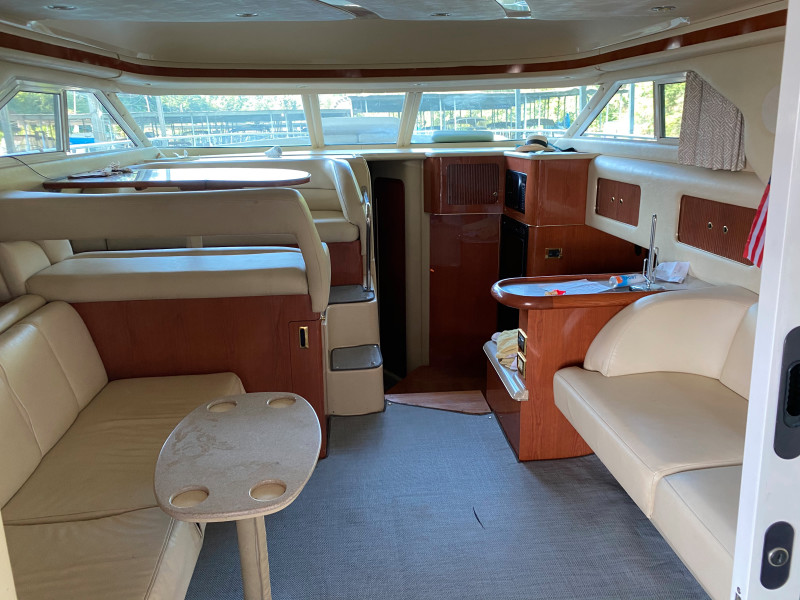 1999 Sea Ray 400 Sedan Bridge