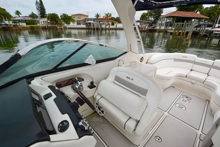 Helm Seat