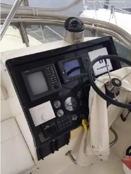 2002 Albin 32 + 2 Command Bridge