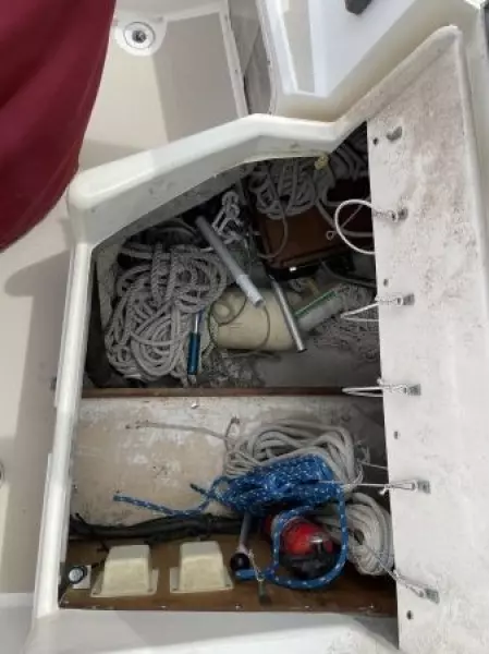 Pa Pe Yon 33ft CAL Yacht For Sale