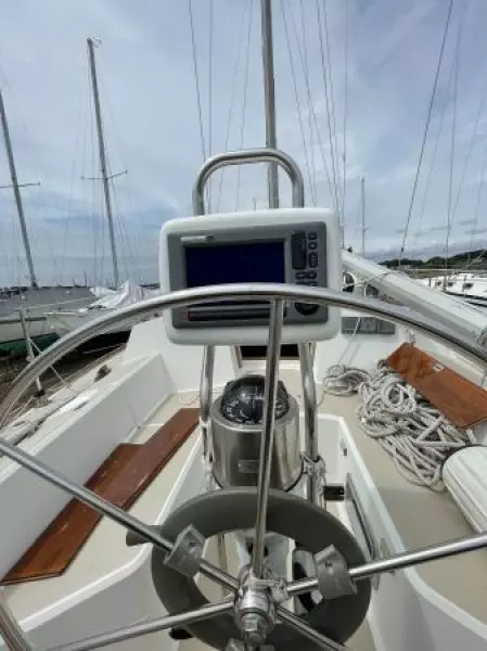 Pa Pe Yon 33ft CAL Yacht For Sale