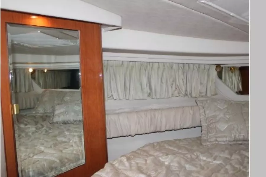 2000 Sea Ray 380 Sundancer