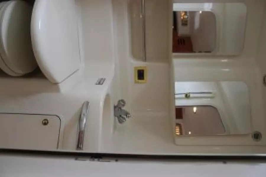 2000 Sea Ray 380 Sundancer