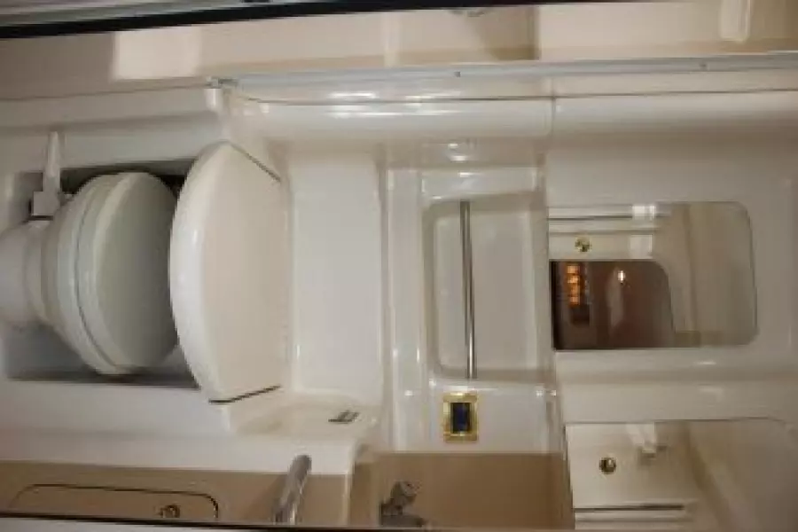 2000 Sea Ray 380 Sundancer