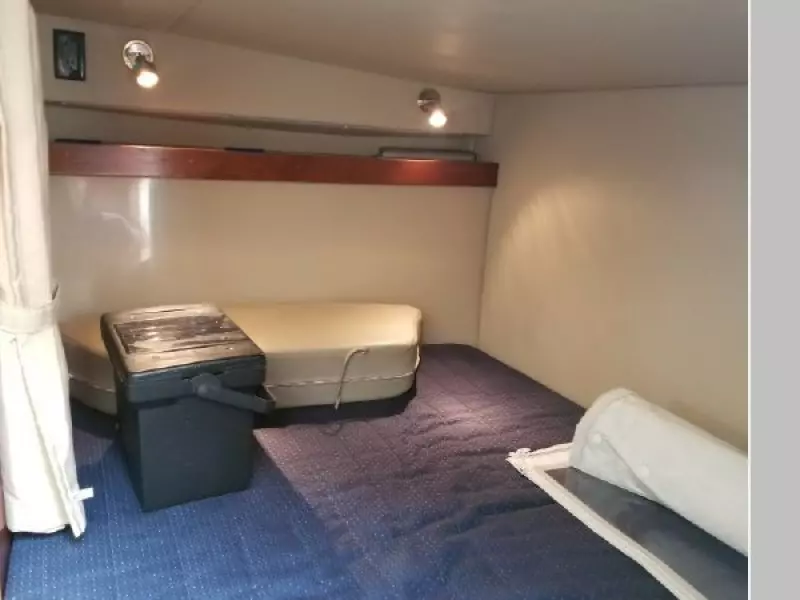 2006 Cruisers Yachts 280 CXi Express