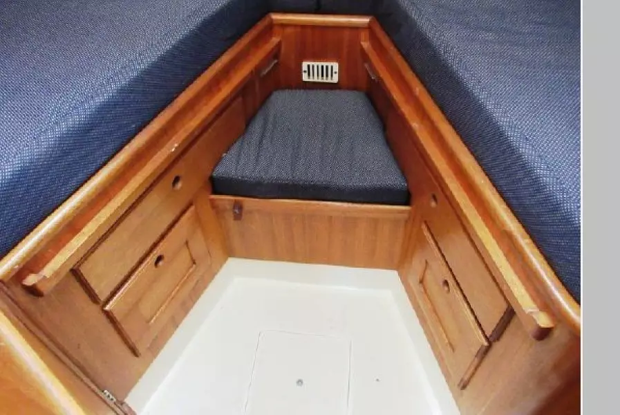 1980 Bristol 35.5 CB