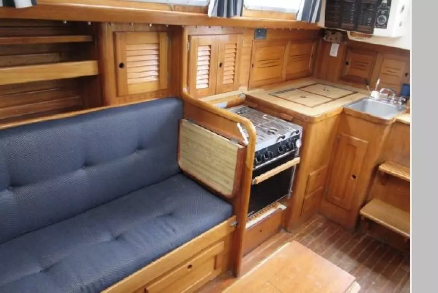 1980 Bristol 35.5 CB