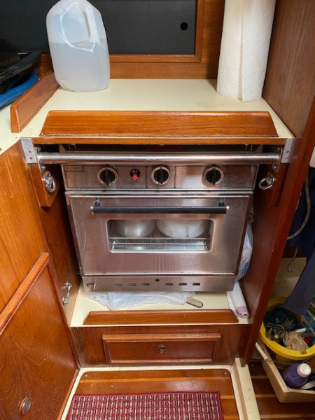 1986 Pearson Sloop