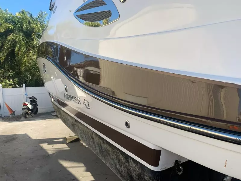 2013 Rinker 290 Express Cruiser