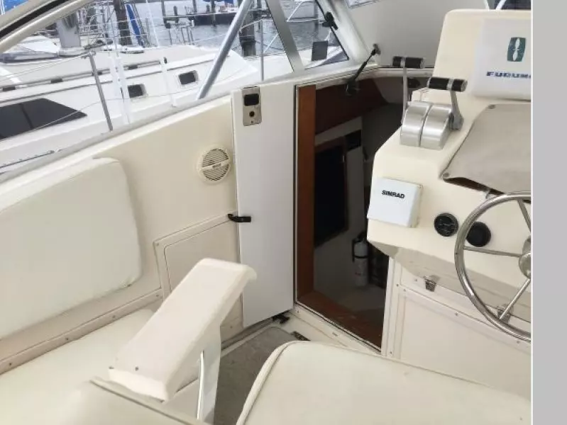 2002 Albemarle 305