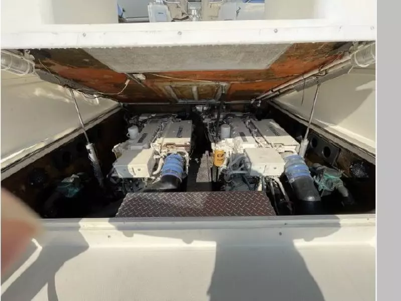 2002 Albemarle 305