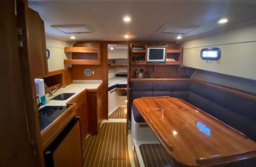 2006 Mainship