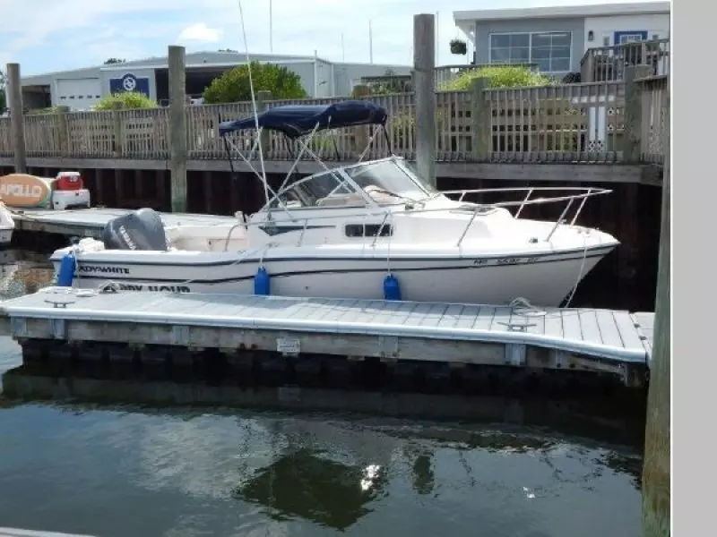 1997 Grady-White 208 Adventure