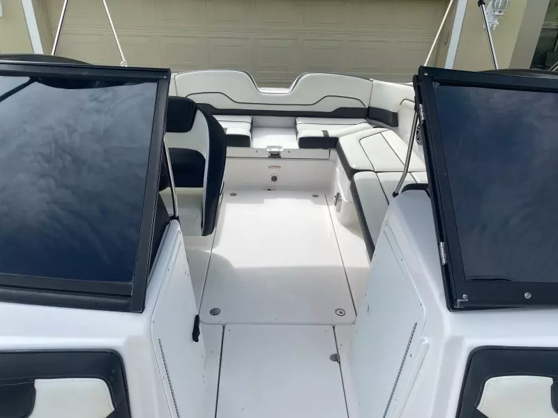 2017 Yamaha Boats SX 210