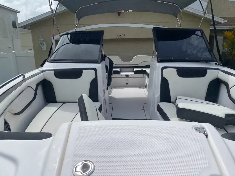 2017 Yamaha Boats SX 210