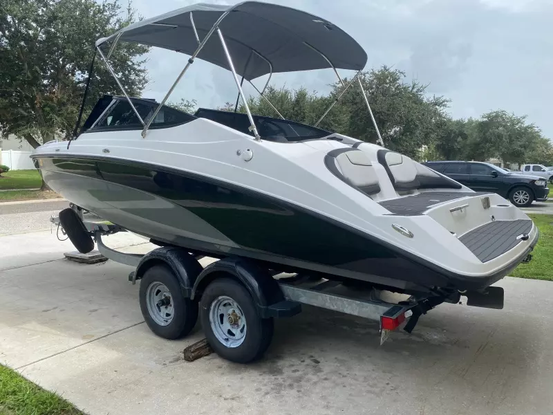 2017 Yamaha Boats SX 210