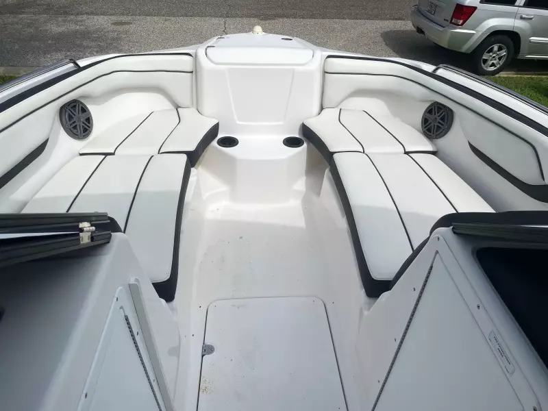 2017 Yamaha Boats SX 210