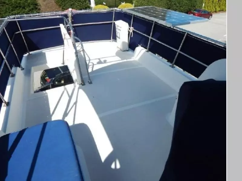2000 Island Gypsy Eurosedan 32