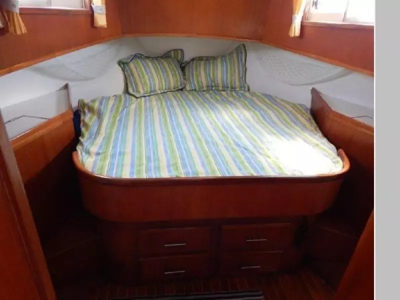 2000 Island Gypsy Eurosedan 32