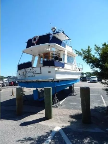 2000 Island Gypsy Eurosedan 32