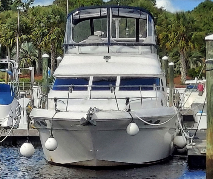 2001 Sea Ray 400 Sedan Bridge