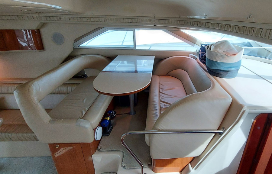 2001 Sea Ray 400 Sedan Bridge