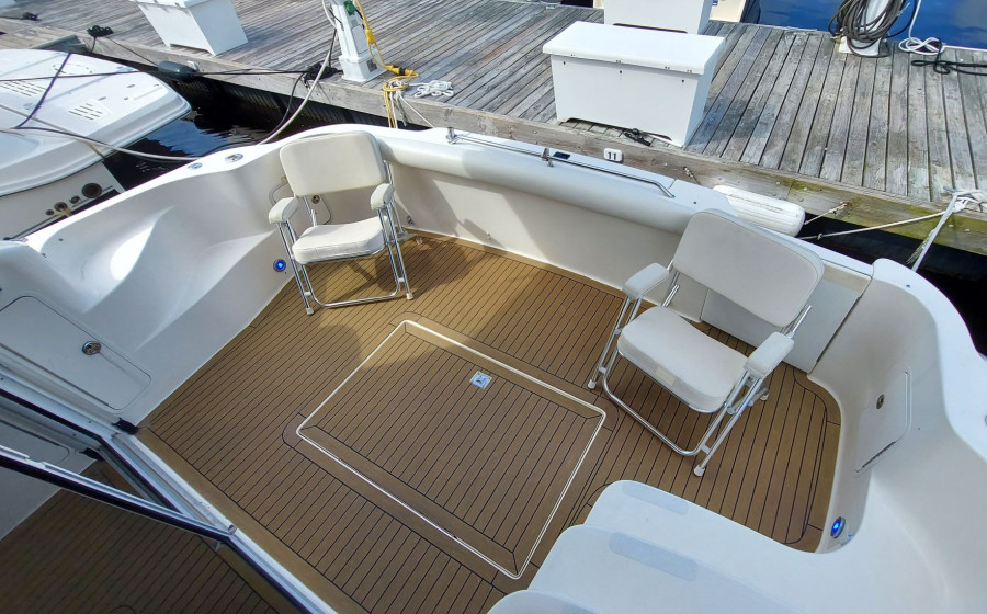 2001 Sea Ray 400 Sedan Bridge
