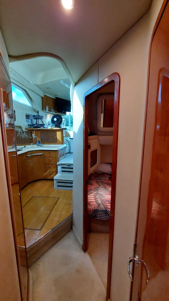 2001 Sea Ray 400 Sedan Bridge