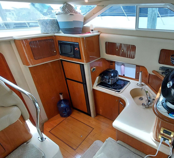 2001 Sea Ray 400 Sedan Bridge